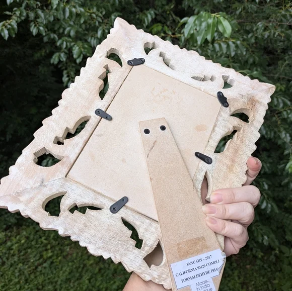 Elegant Handmade Wooden Photo Frame - Picture 4 of 6